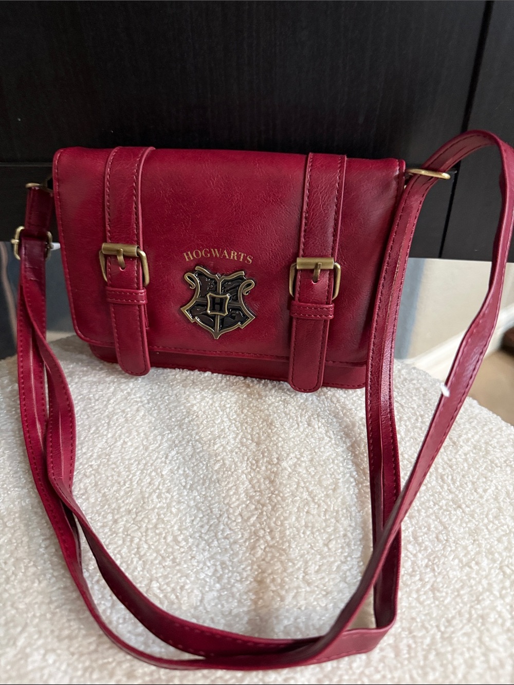 Bioworld Harry Potter Hogwarts Suitcase Crossbody Bag